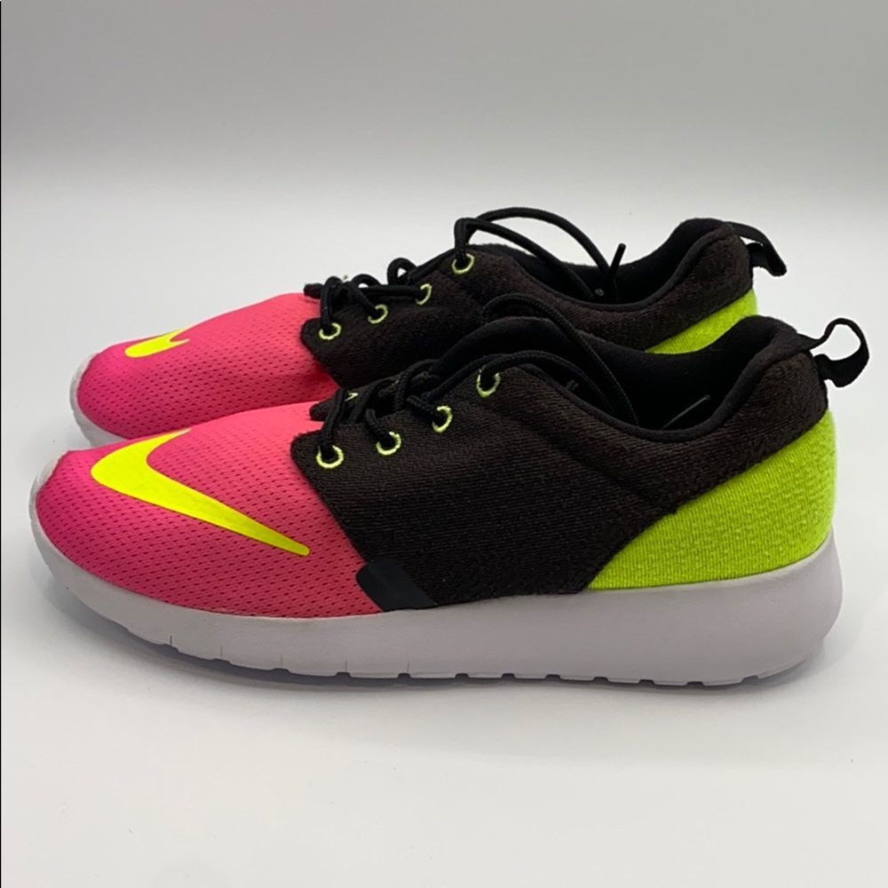 NIKE ROSHE ONE FB GS ATHLETIC SNEAKERS - Picture 6 of 12